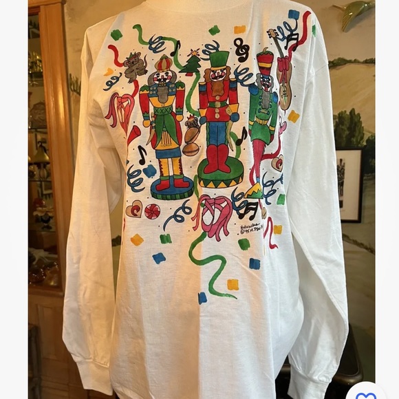 Long sleeve holiday tshirt size L - Picture 1 of 7